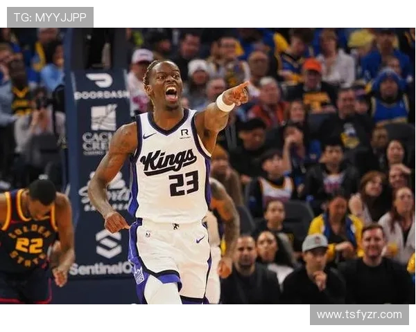 卡斯尔半场高效表现5中3 罚球8中6收获12分并贡献1板2助1断